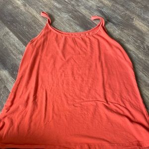 New York and co tank